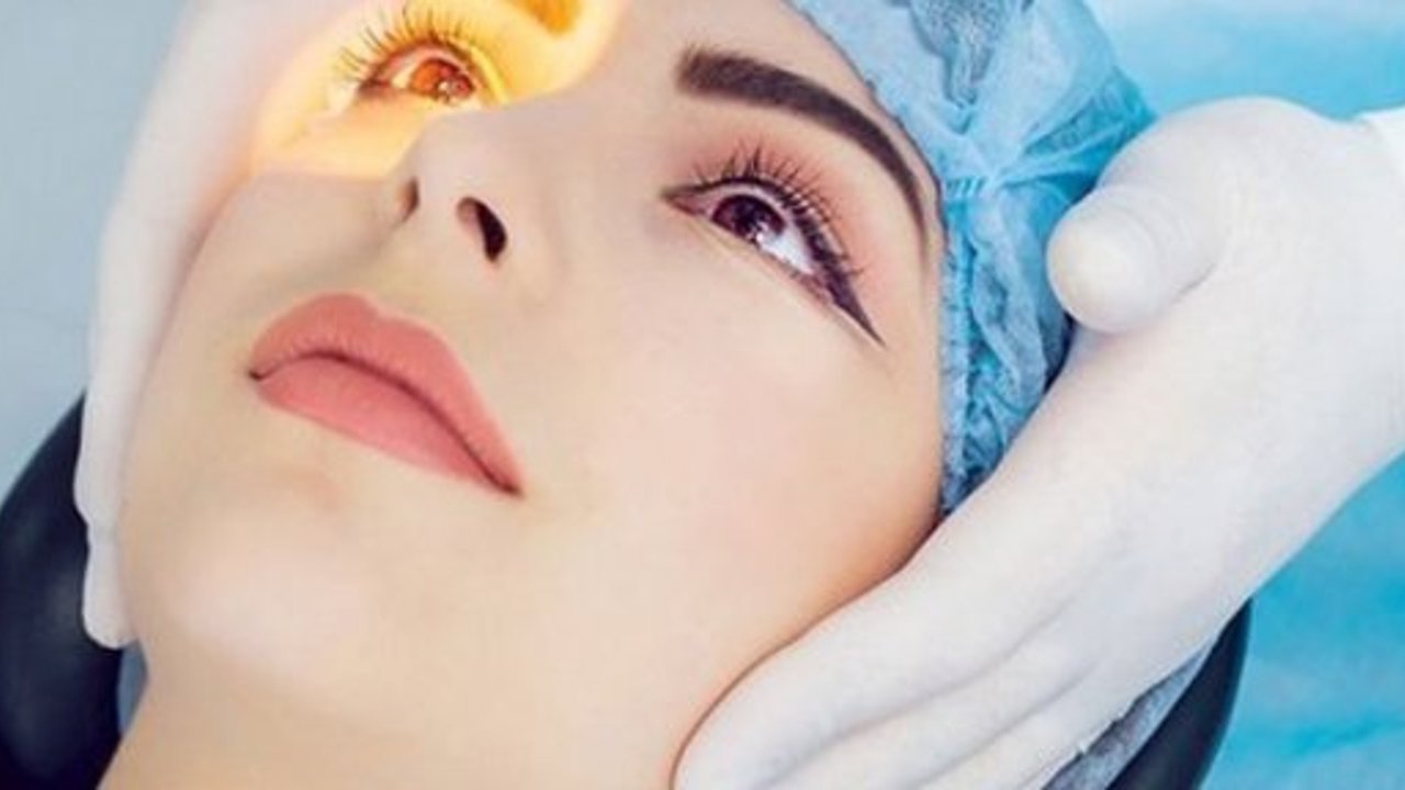 Göz Rengi Değiştirme Operasyonu Çok Tehlikeli!