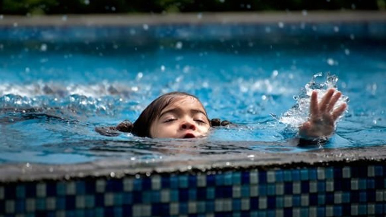 Suda boğulmalara karşı 7 ilk yardım önerisi