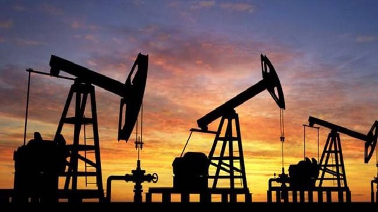 Brent petrolün varil fiyatı 81,54 dolar