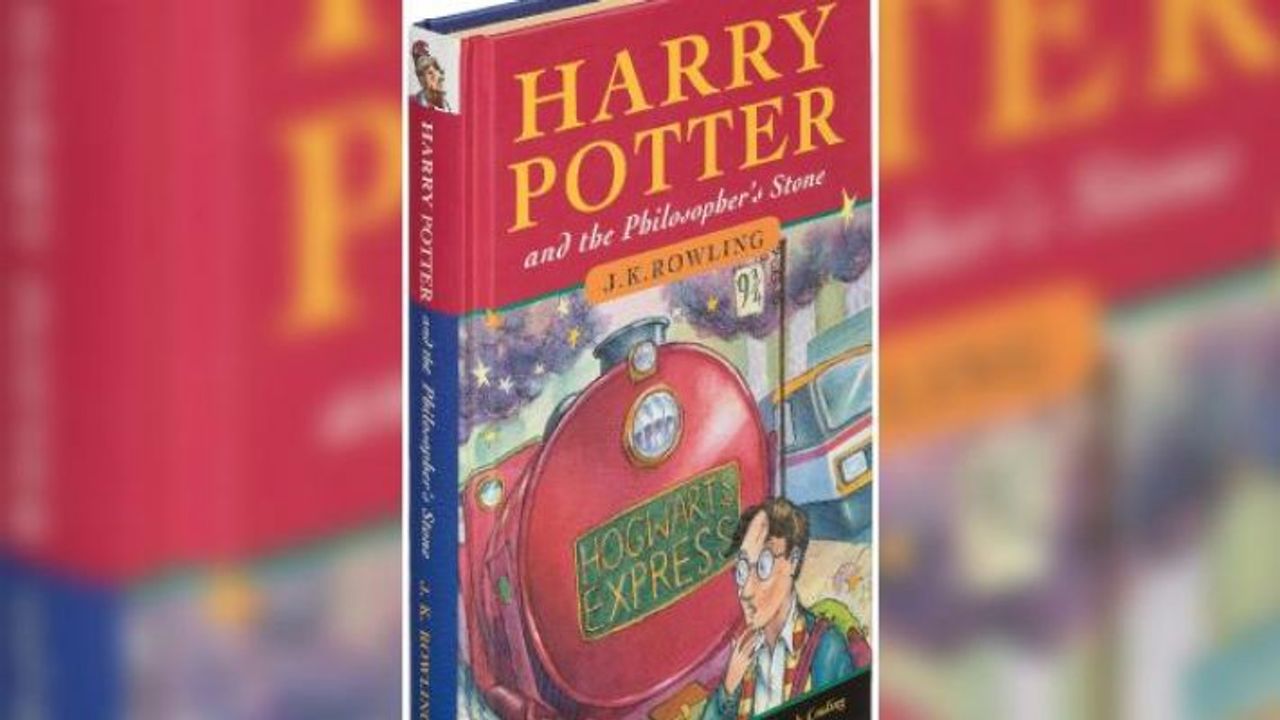 Harry Potter'ın ilk baskısı 471 bin dolara satıldı