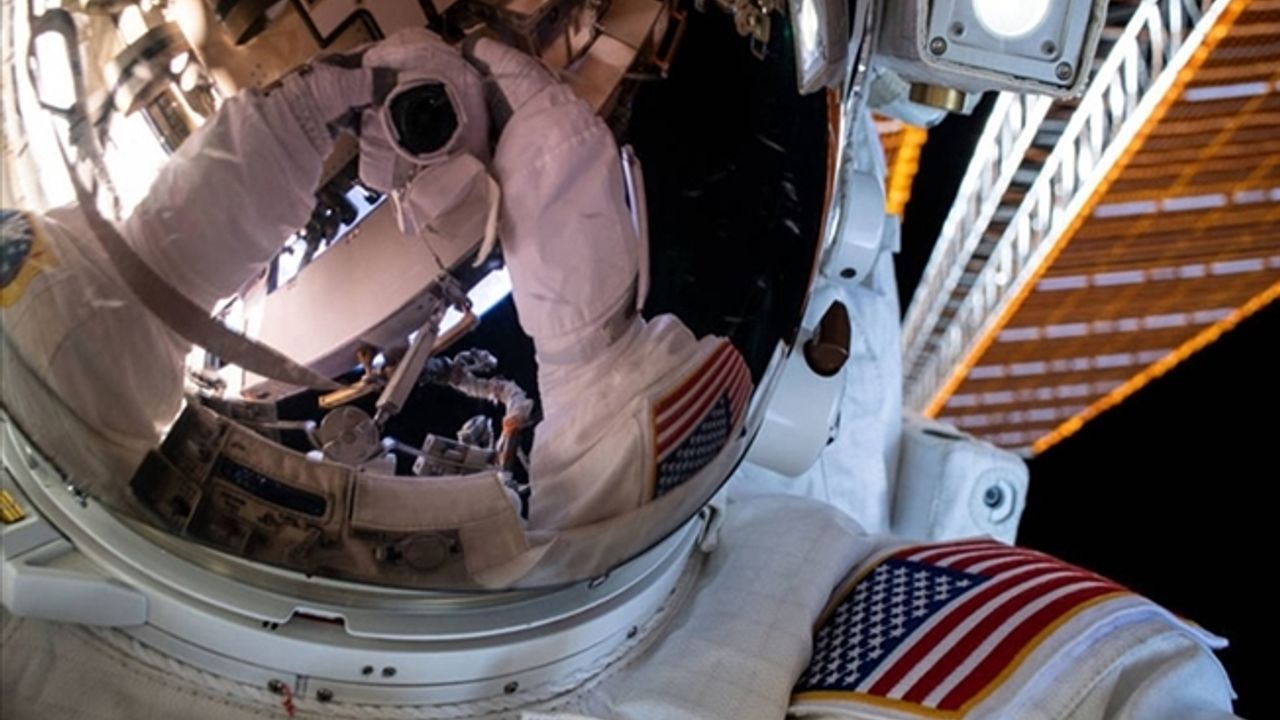 Nasa astronotları 13. uzay yürüyüşünü tamamladı