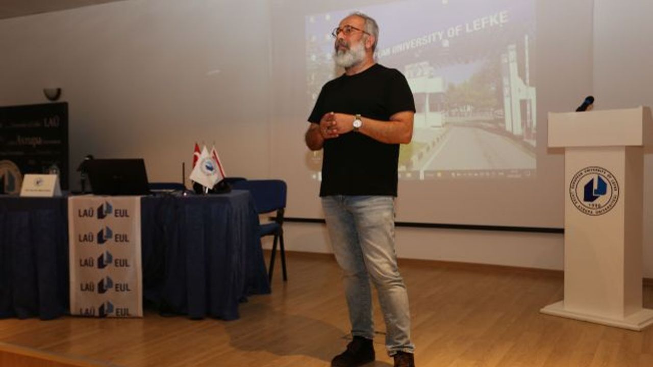 Fotoğraf sanatçısı ve akademisyen Yrd. Doç. Dr. İsmail Gökçe, LAÜ’de öğrencilerle buluştu