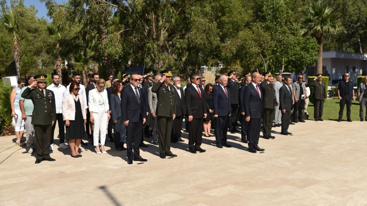 “15 Temmuz Demokrasi Ve Milli Birlik Günü” Nedeniyle Boğaz Şehitliği’nde Tören Düzenlendi