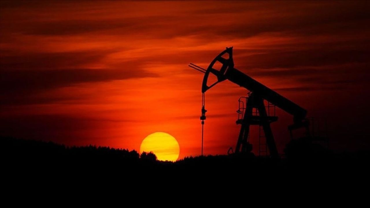 Brent Petrolün Varil Fiyatı 105,22 Dolar