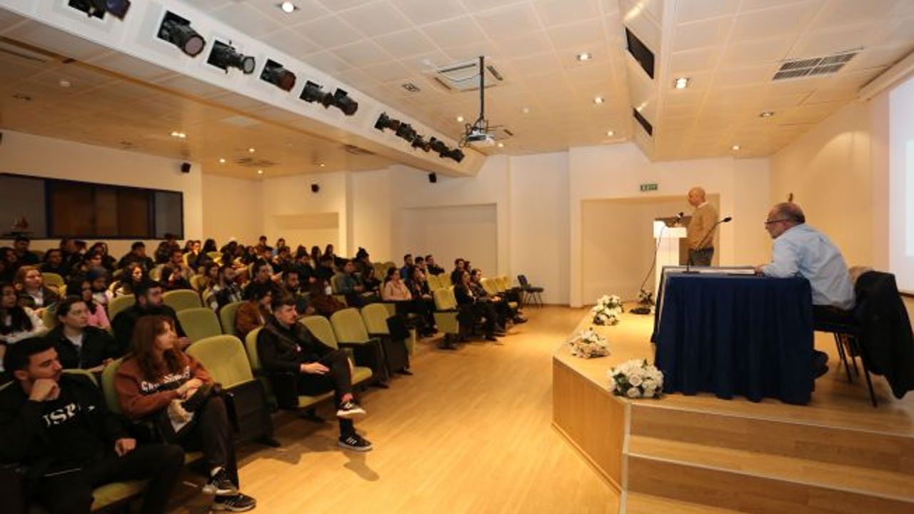 LAÜ’de Kardiyak Cerrahi ve Kardiyak Rehabilitasyonda Güncel Yaklaşımlar konulu seminer düzenlendi