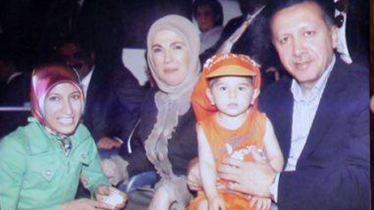 BAŞBAKAN ERDOĞAN'IN OĞLU BİLAL ERDOĞAN'IN, "ALİ TAHİR" ADI VERİLEN OĞLU DÜNYAYA GELDİ. 