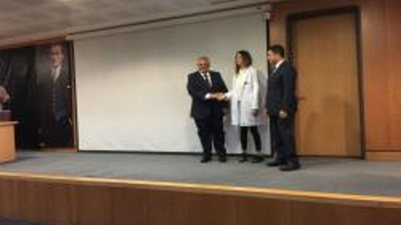 Daü - Marmara Üniversitesi Uluslararası Ortak Tıp Programı Beyaz Önlük Giyme Töreni Yapıldı