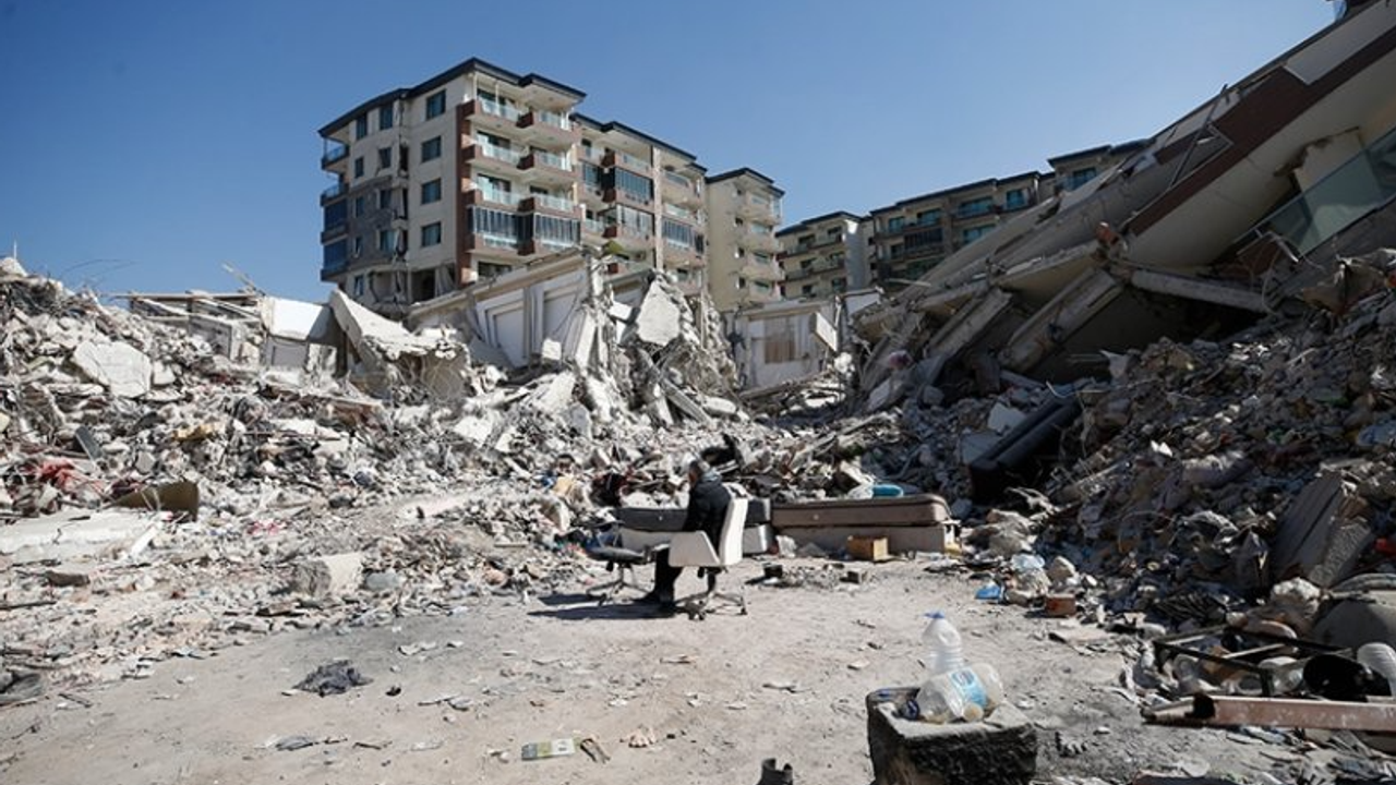 Depremde can kaybı 39 bin 672