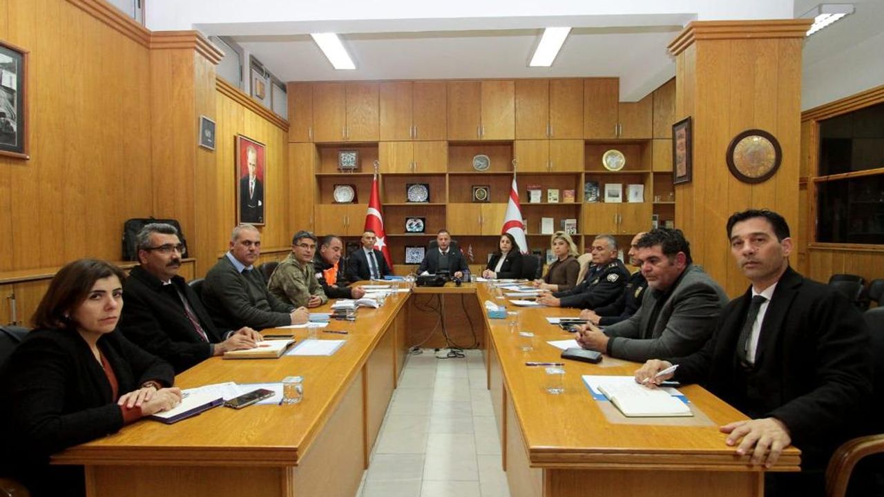 Başbakanlık Afet ve Acil Durum Yönetimi Komitesi, Başbakanlık Müsteşarı Hüseyin Cahitoğlu başkanlığında toplandı