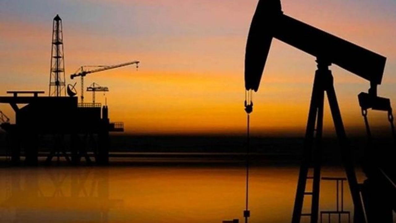 Brent petrolün varil fiyatı 80,72 dolardan işlem görüyor