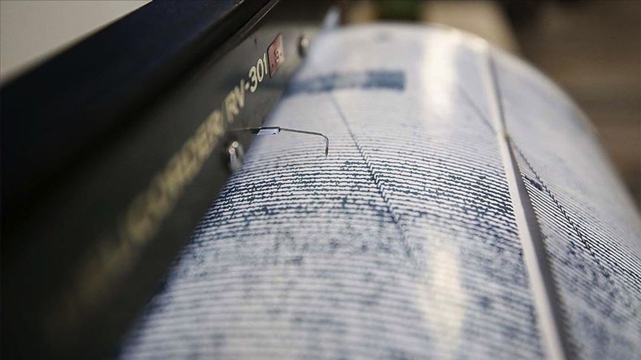 İran'ın güneybatısında 5,5 büyüklüğünde deprem