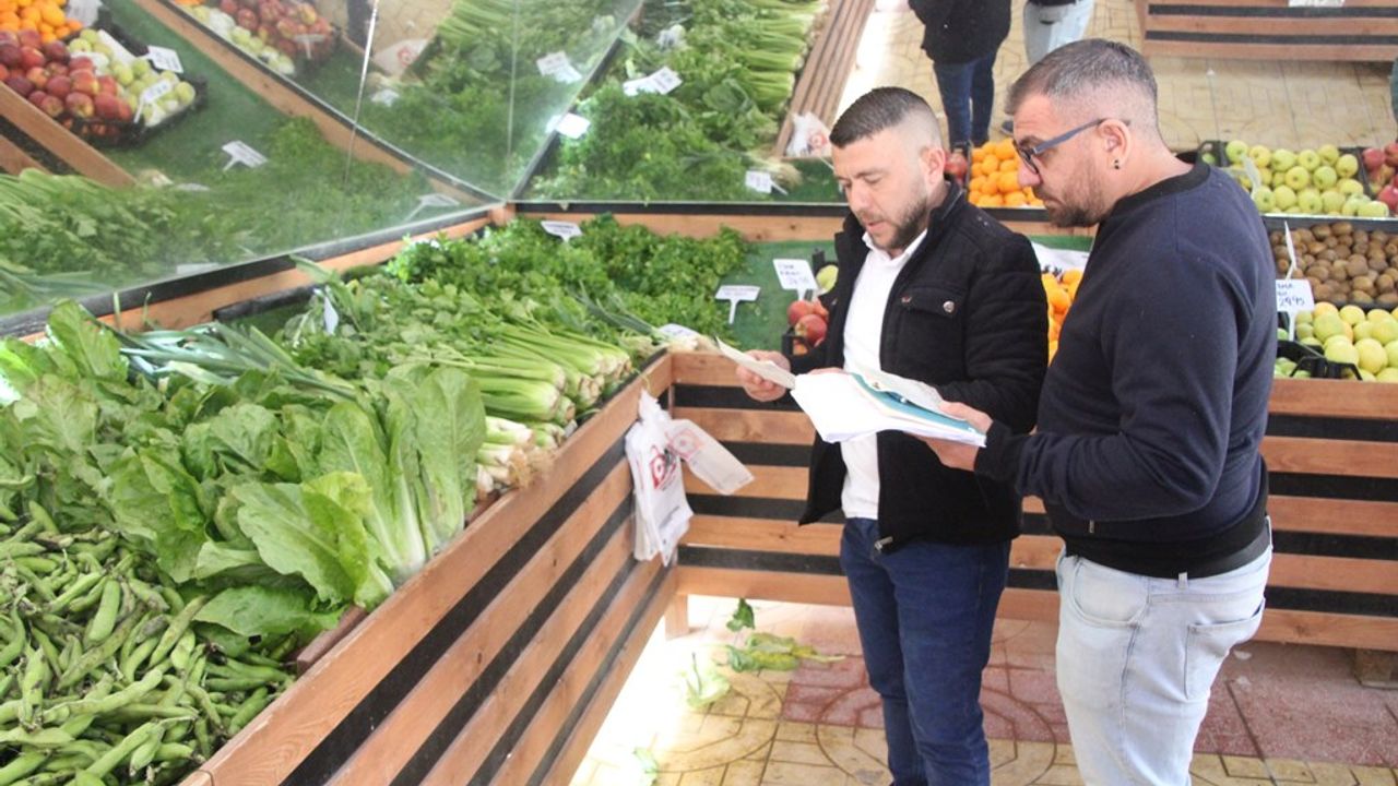 Gazimağusa Belediyesi, meyve ve sebzelerin kayıt altına alınması için denetimlere başladı