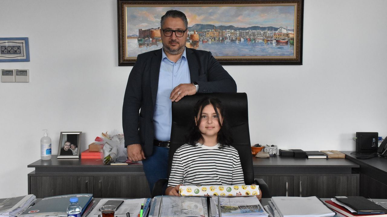 Girne Belediye Başkanı Şenkul, Makamını Çocuklara Devretti