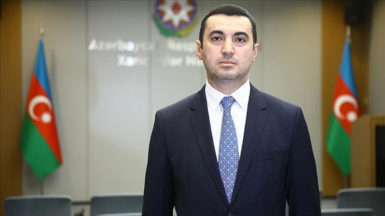 Azerbaycan'dan Macron'a Tepki