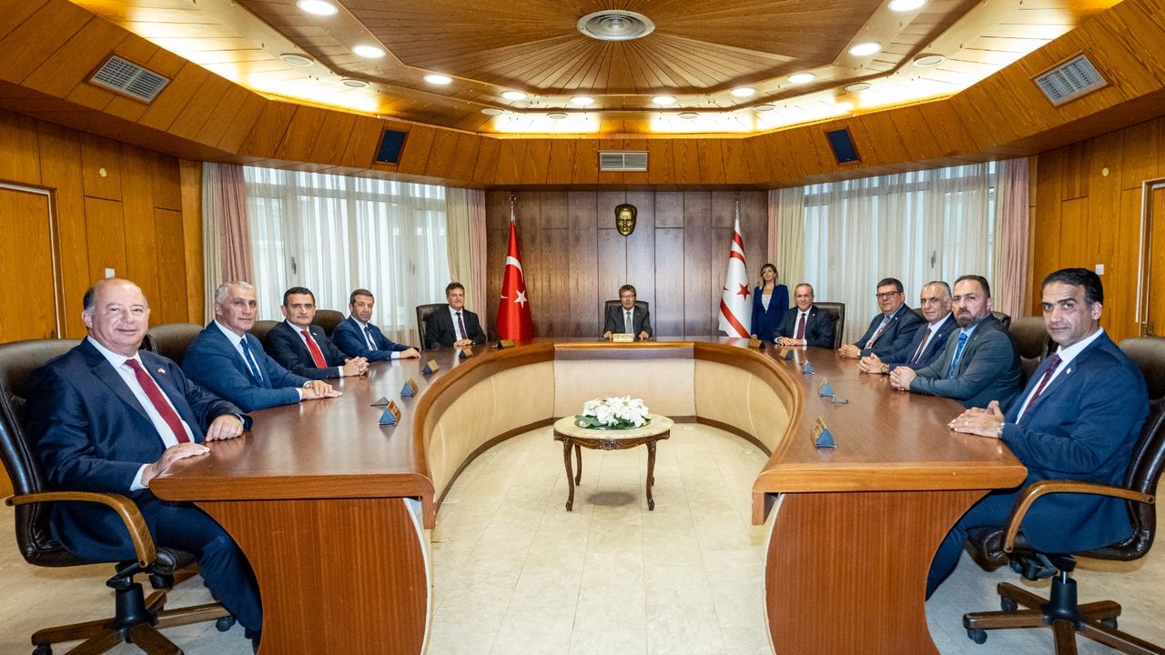 Bakanlar Kurulu Başbakan Ünal Üstel başkanlığında toplandı