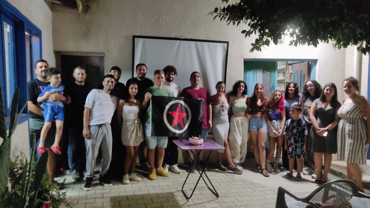 Sol Gençlik, Anonim Gençlik’in ikinci yıl dönümü etkinliğine katıldı
