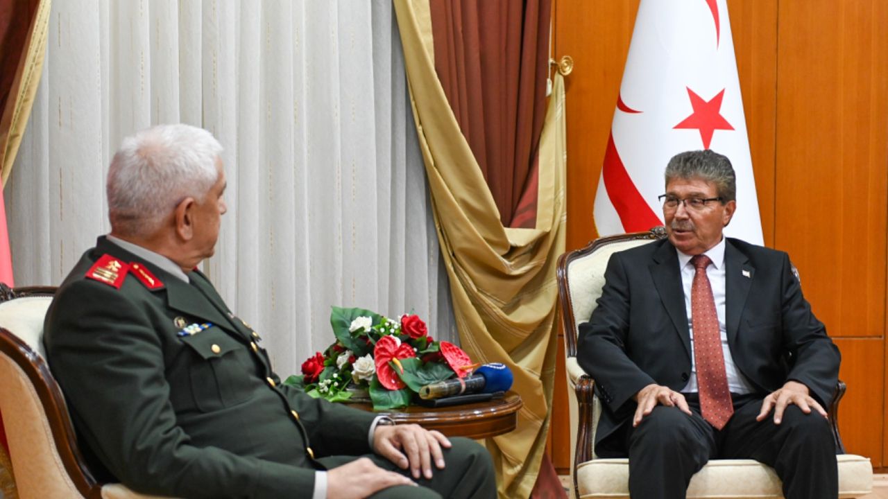 Başbakan Üstel, Güvenlik Kuvvetleri Komutanı Tümgeneral  Aytaç'ı kabul etti