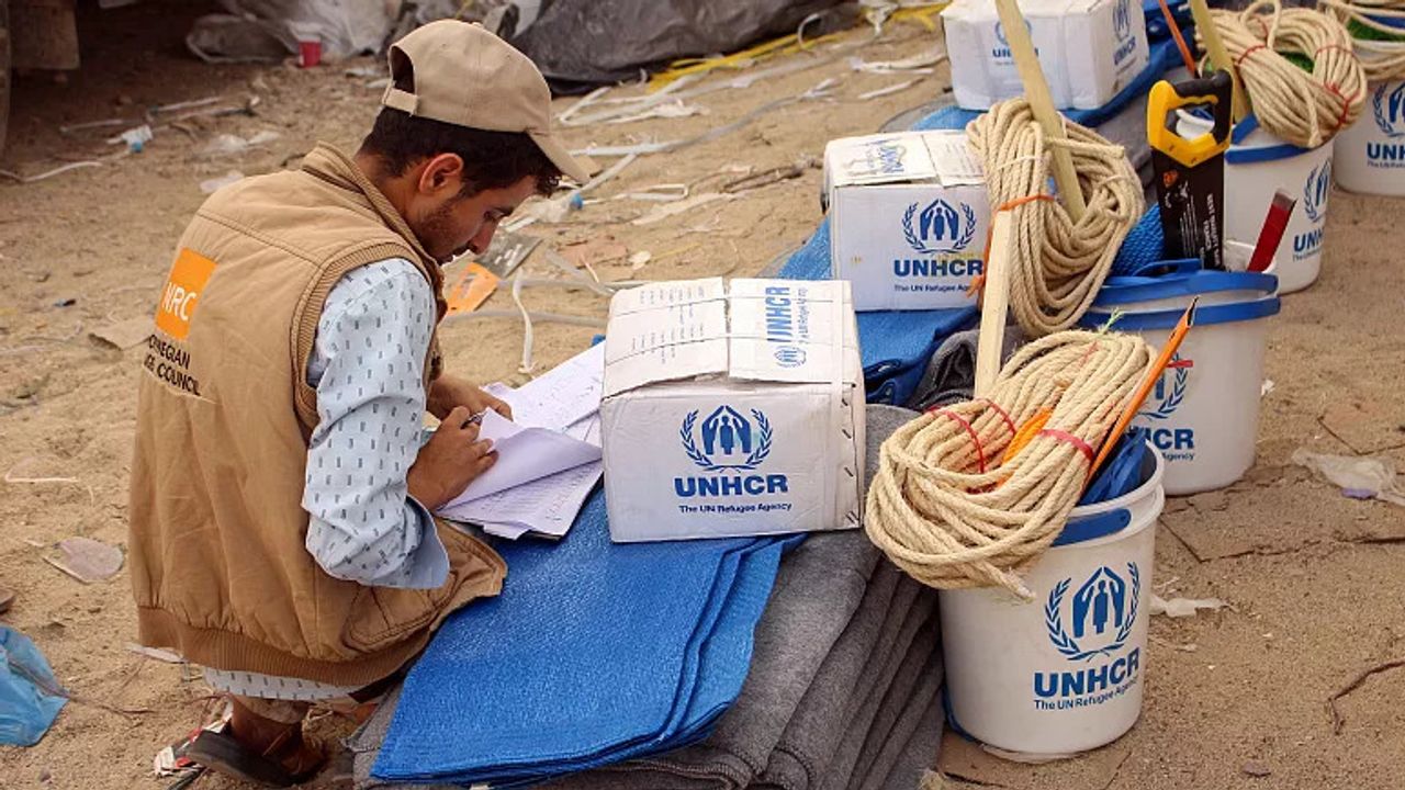 Husiler, BM'nin İnsani Yardımları Kısıtlama Kararına İmza Atmayı Reddediyor