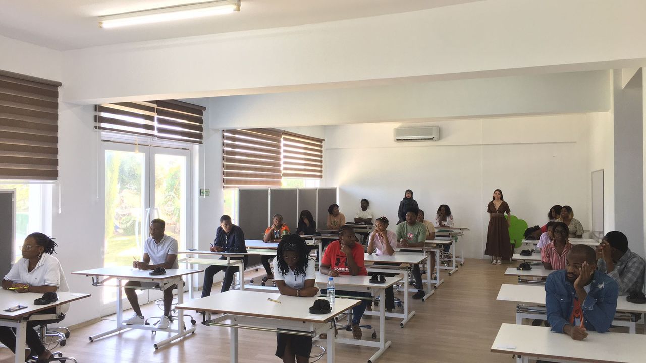 Kıbrıs İlim Üniversitesi’nde IELTS Mock Deneme Testi Yapıldı