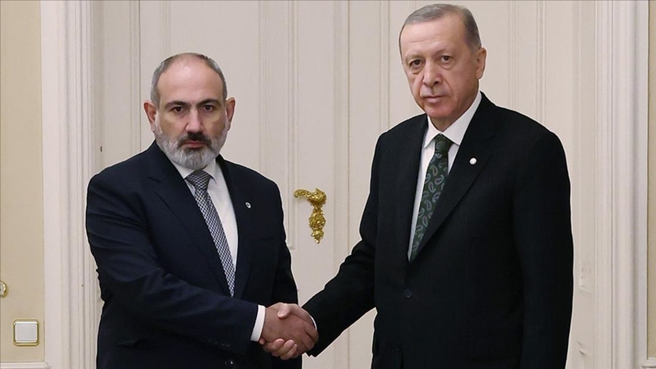 Türkiye Cumhurbaşkanı Erdoğan, Ermenistan Başbakanı Paşinyan ile telefonda görüştü