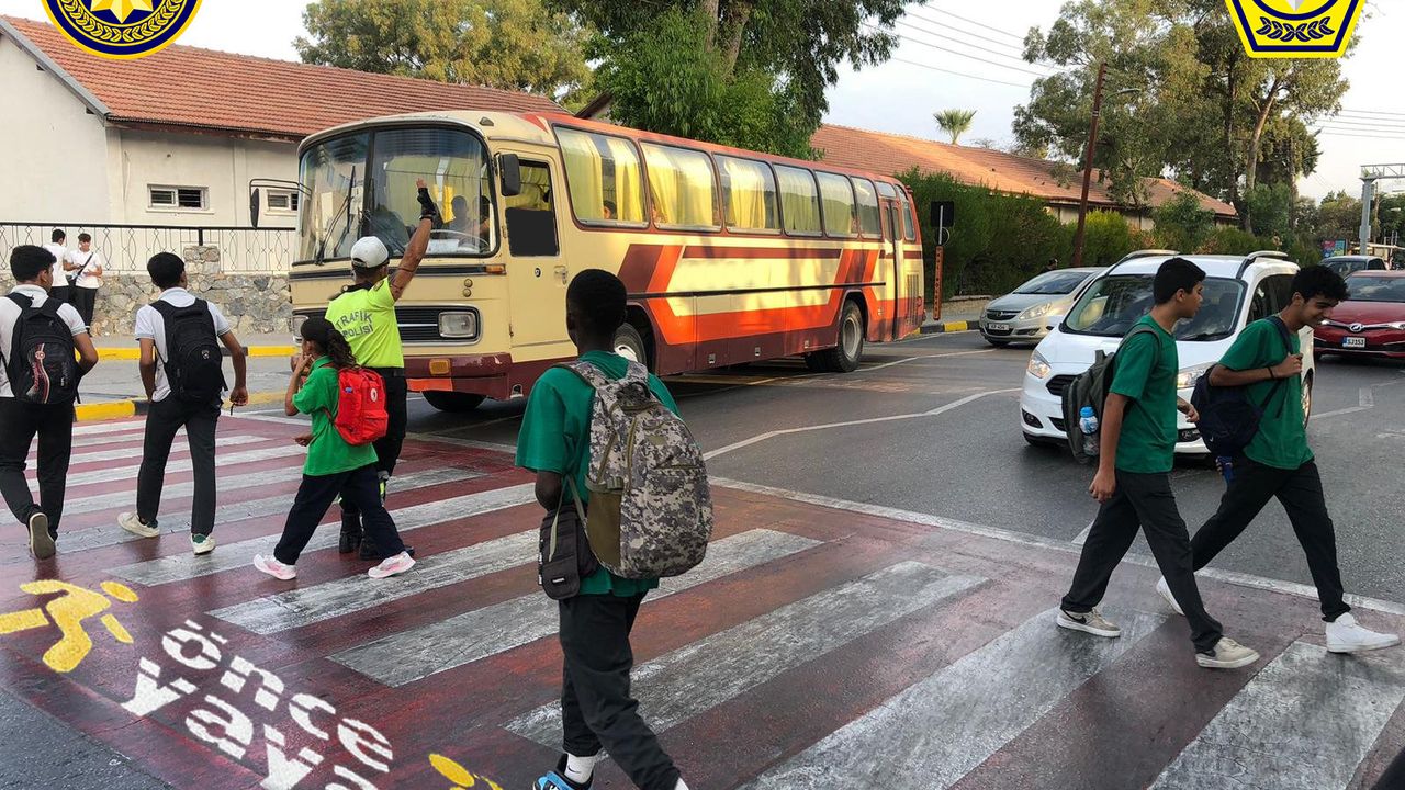 PGM Trafik Müdürlüğü: “Okullar açılıyor, yoğun trafikte yayalara karşı duyarlı olalım”