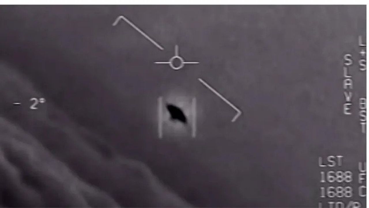 Pentagon, UFO'lar hakkında gizliliği kaldırılmış bilgilerin yayımlandığı yeni web sitesi açtı