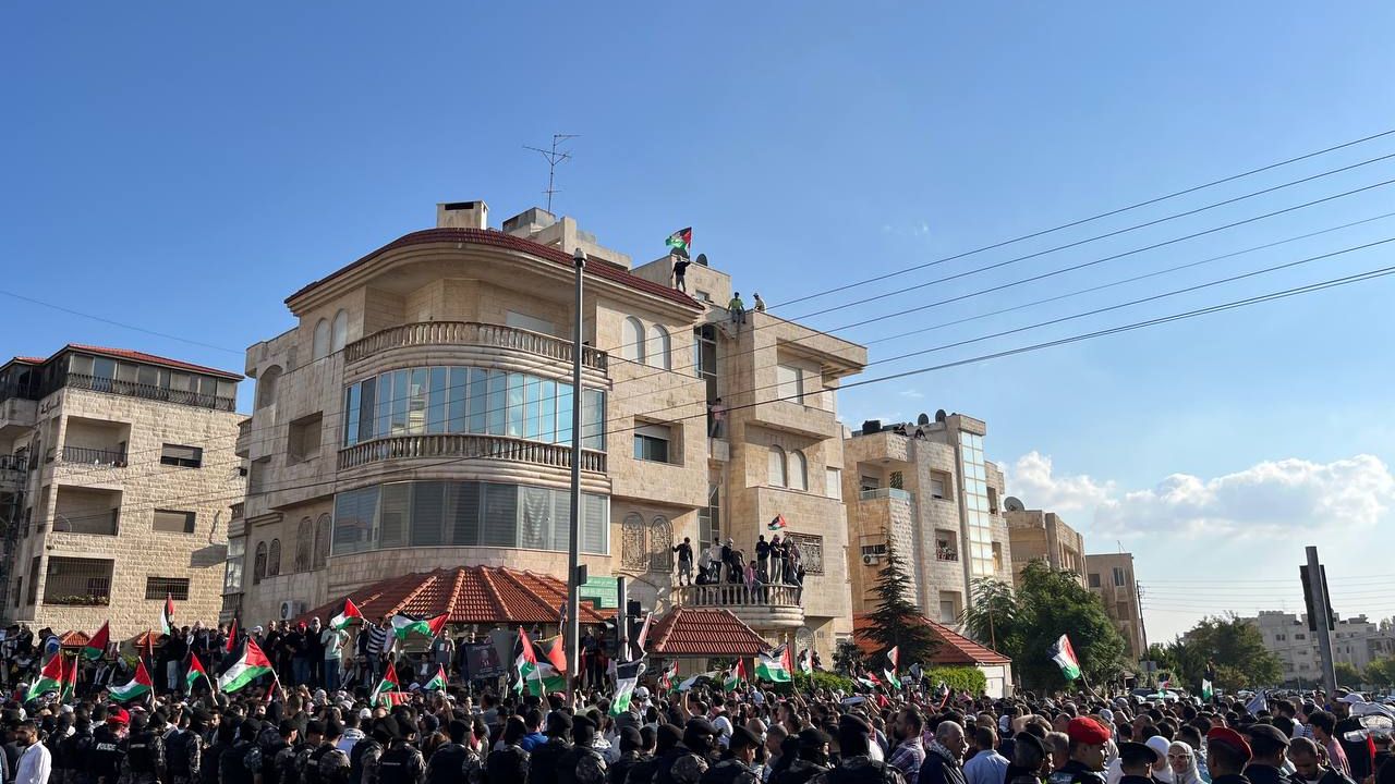 Batı Şeria, Tunus, Lübnan ve Ürdün’de binlerce kişi, İsrail'in Gazze saldırılarını protesto etti