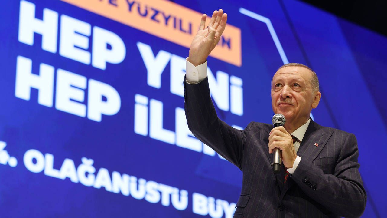 TC Cumhurbaşkanı Erdoğan, AK Parti 4. Olağanüstü Büyük Kongresi'nde konuştu