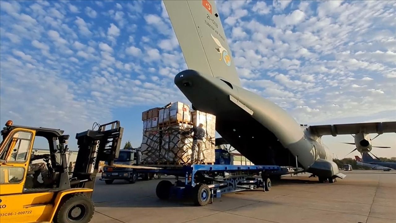 Türkiye Gazze'ye Askeri Uçakla Sağlık Malzemeleri Gönderecek