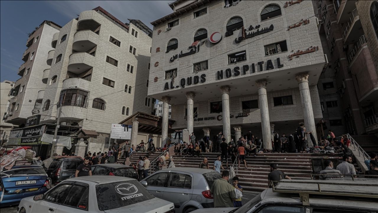 Filistin Kızılayı: Bombardıman Nedeniyle Kudüs Hastanesi'ndeki Hastaların Tahliyesi Yapılamıyor