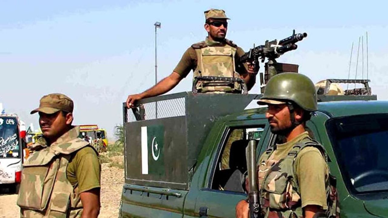 Pakistan Ordusu, Militanların Mianvali Hasa Üssü'ne Yönelik Saldırısını Önledi