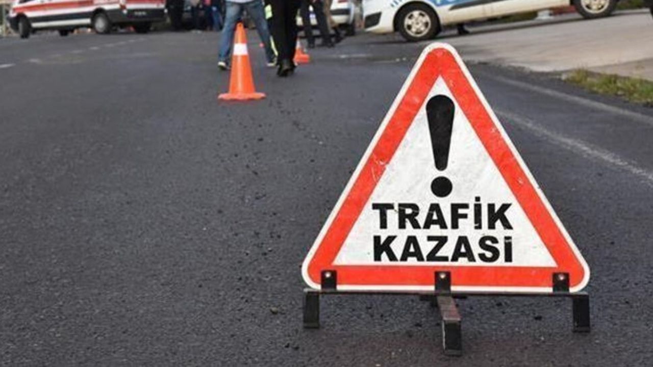 İki kaza sonucu üç kişi yaralandı...