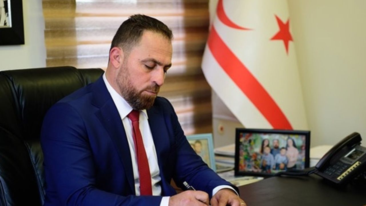 Tarım ve Doğal Kaynaklar Bakanı Çavuş, Türkiye Cumhuriyeti'nin ilanının 102. yılını kutladı