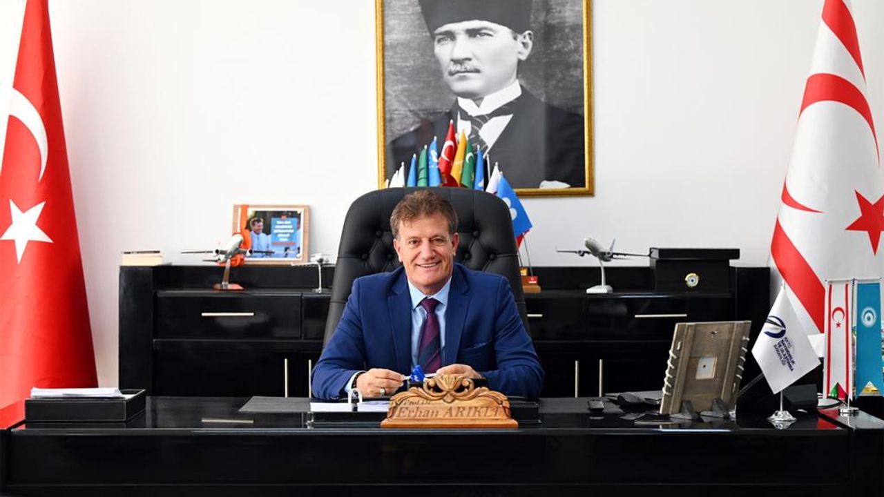 Arıklı: “Cumhuriyet’in kuruluşundaki azim ve kararlılığı geleceğe taşımak ortak sorumluluğumuzdur”