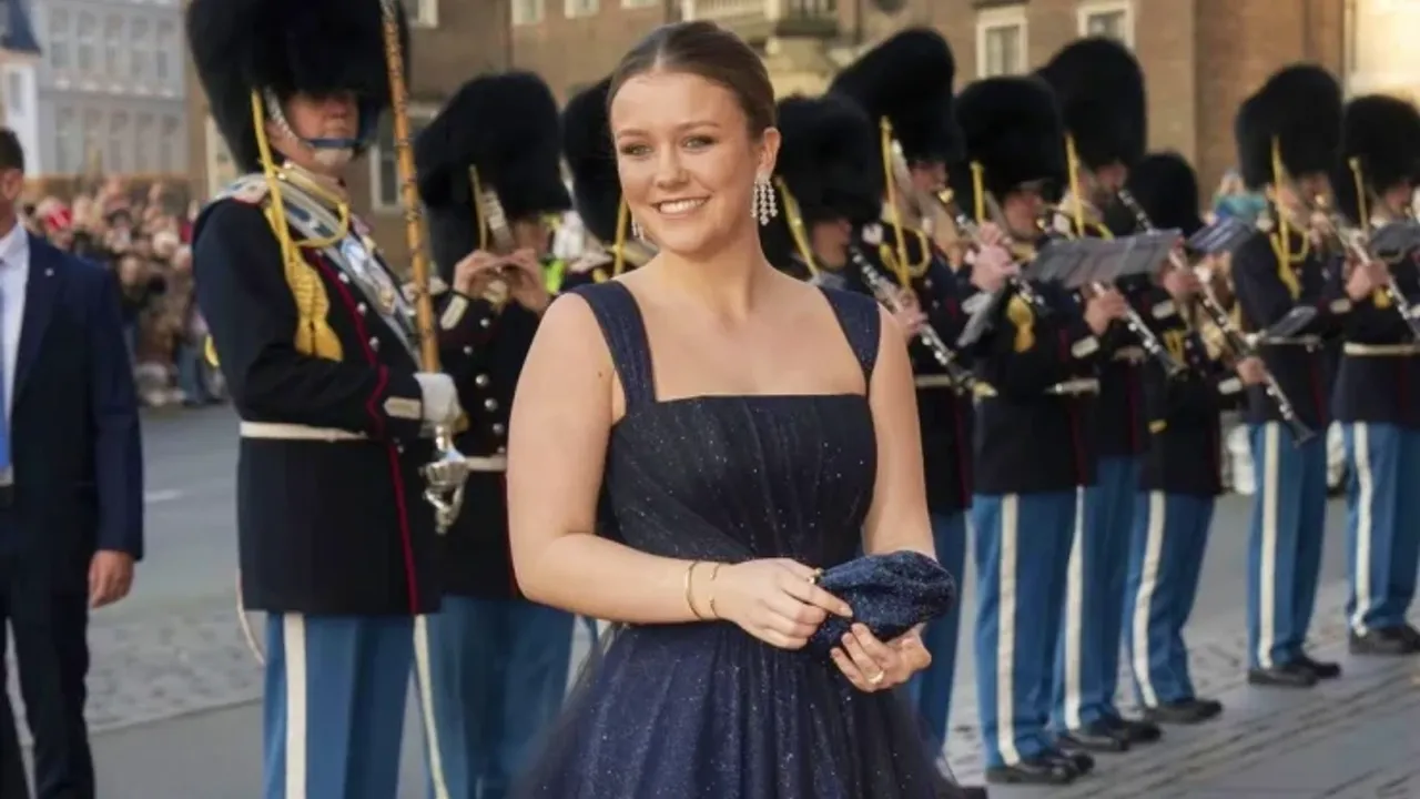 Danimarka Prensesi Isabella 11 ay askerlik yapacak