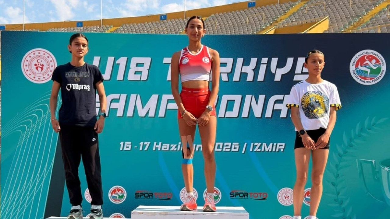 DAÜ sporcusu Ada Kafa, U18 Türkiye Şampiyonu oldu