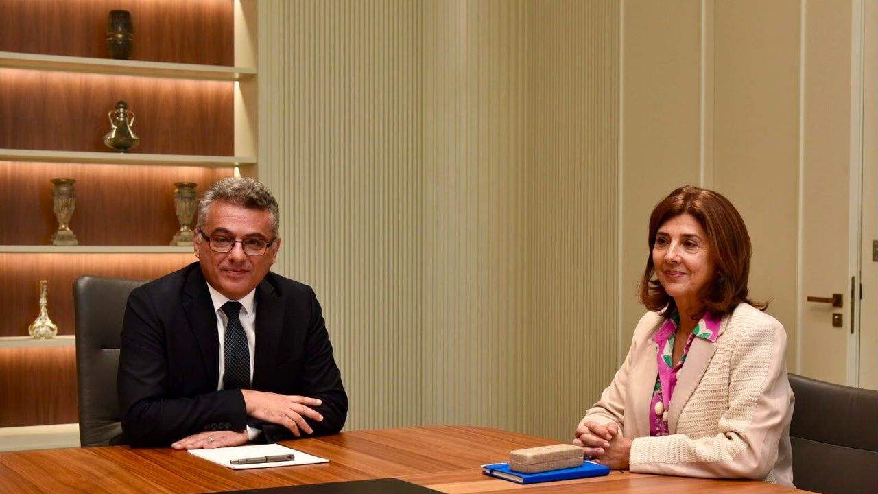 Erhürman, Holguín ile bir araya geldi