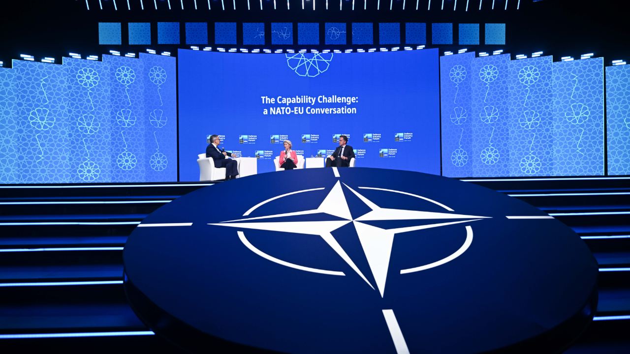 Rutte, müttefiklerin Türk savunma sanayisi modelini kendi ülkelerinde uygulamak için incelediğini söyledi