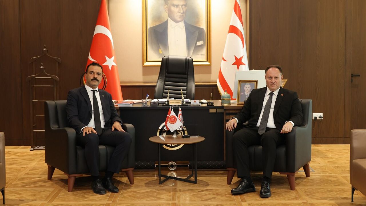 Öztürkler, Kaya’yı kabul etti