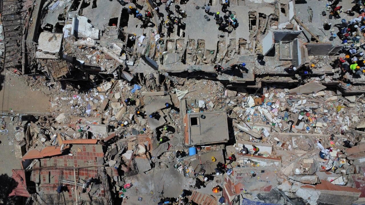 Kolombiya'da 7,4 büyüklüğündeki depremde ölenlerin sayısı 294'e yükseldi