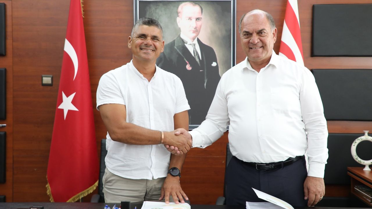 Minareliköy Muhtarlığı ve Spor Kulübü Sosyal Tesisi Projesi için imzalar atıldı