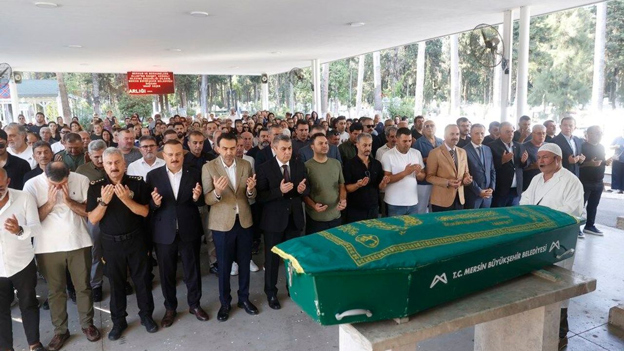 KKTC'deki gemi kazasında hayatını kaybeden Reyhan Verim'in cenazesi Mersin'de defnedildi