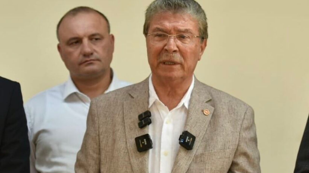 Üstel, “Naaşların kimliklerinin belirlenmesi için DNA incelemelerinden yararlanılacak”
