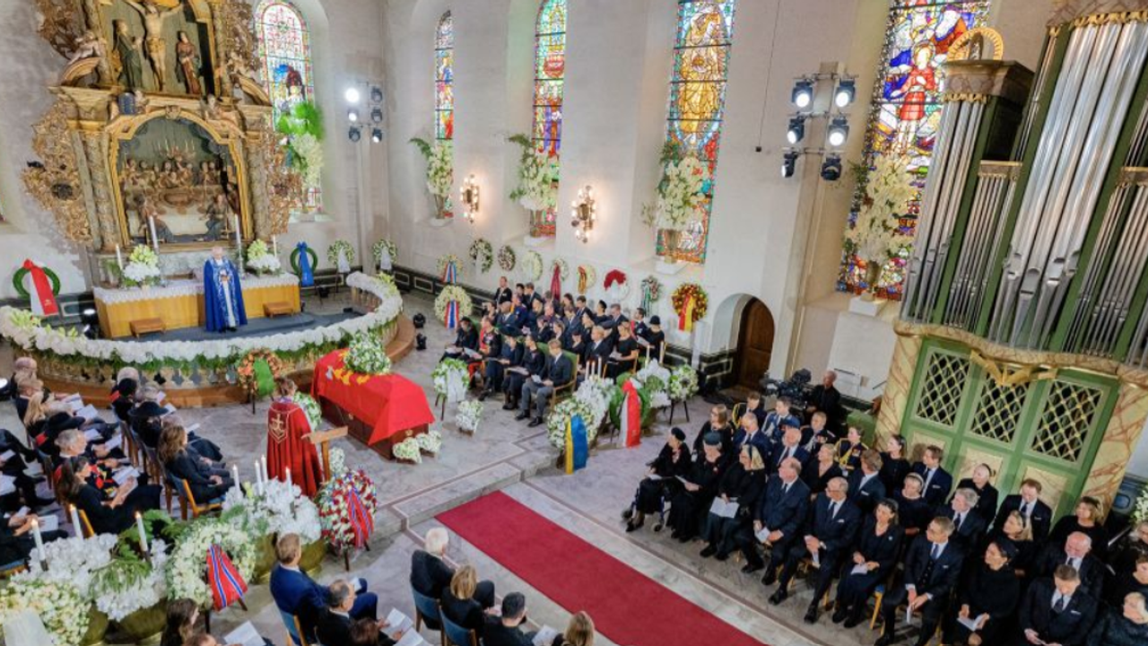 Norveç Kralı 5. Harald için Oslo'da cenaze töreni düzenlendi