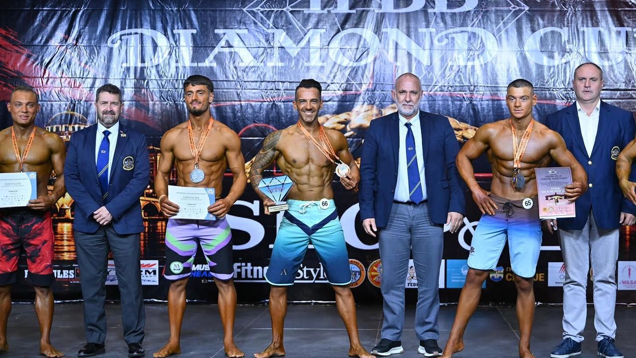 Vücut geliştirme milli takım sporcularından, Makedonya’da çifte şampiyonluk...