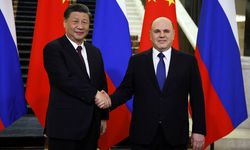 Çin Devlet Başkanı Şi İle Rusya Başbakanı Mişustin Moskova'da Görüştü