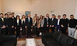 Cumhurbaşkanı Tatar, Londra’da Kıbrıs Türk Örgütleri Temsilcileri Ve Gençlerle Bir Araya Geldi