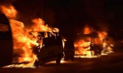 6 van araç kundaklandı