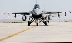 ABD, Ukraynalı pilotlara F-16 eğitimi vermeye başlayacağını açıkladı