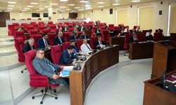 Besim: “Nüfus politikası masaya yatırılmalı"